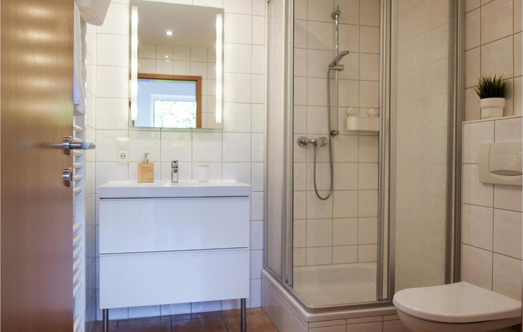 Gorgeous Home In Attendorn With Kitchen מראה חיצוני תמונה