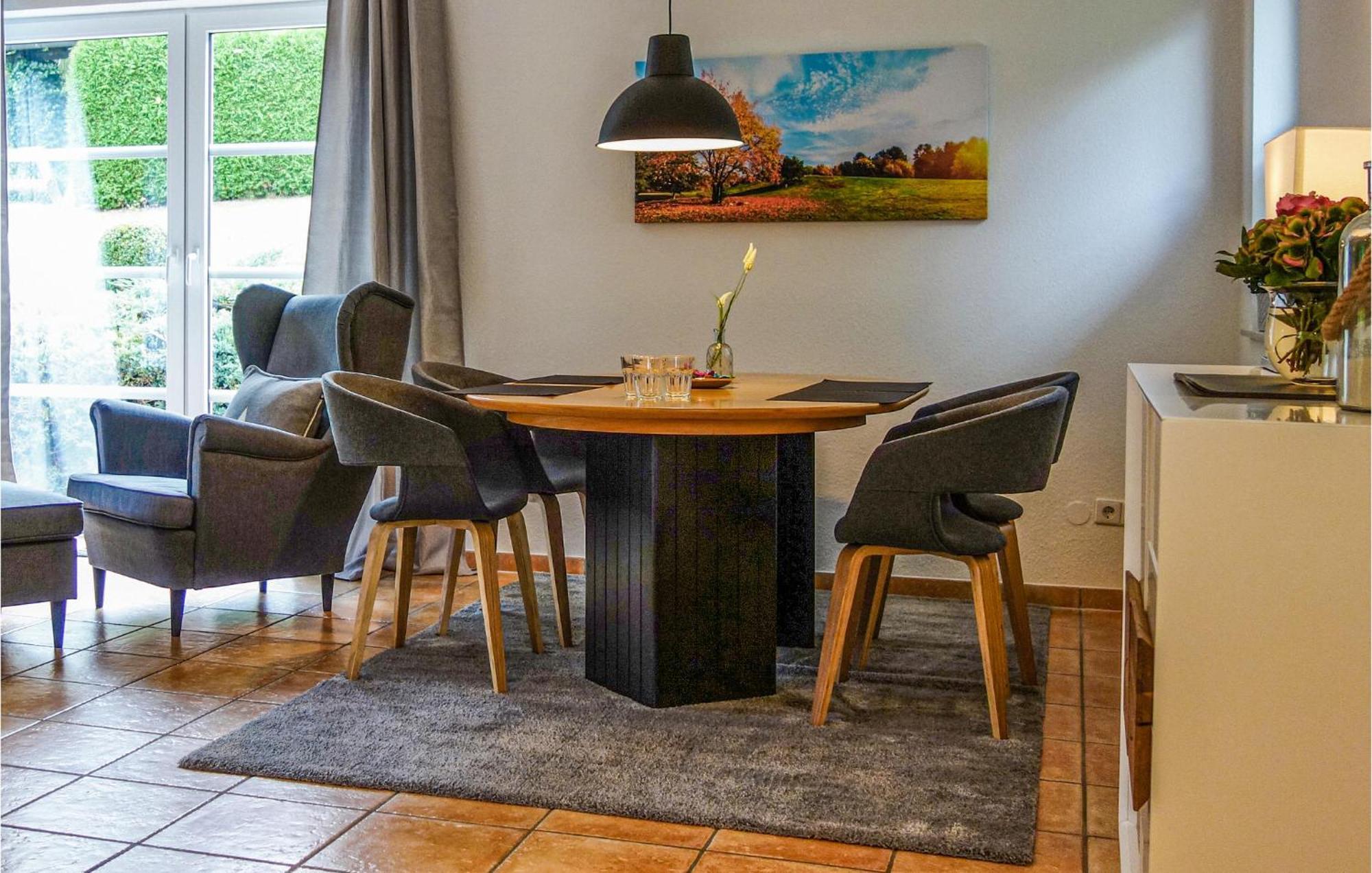 Gorgeous Home In Attendorn With Kitchen מראה חיצוני תמונה
