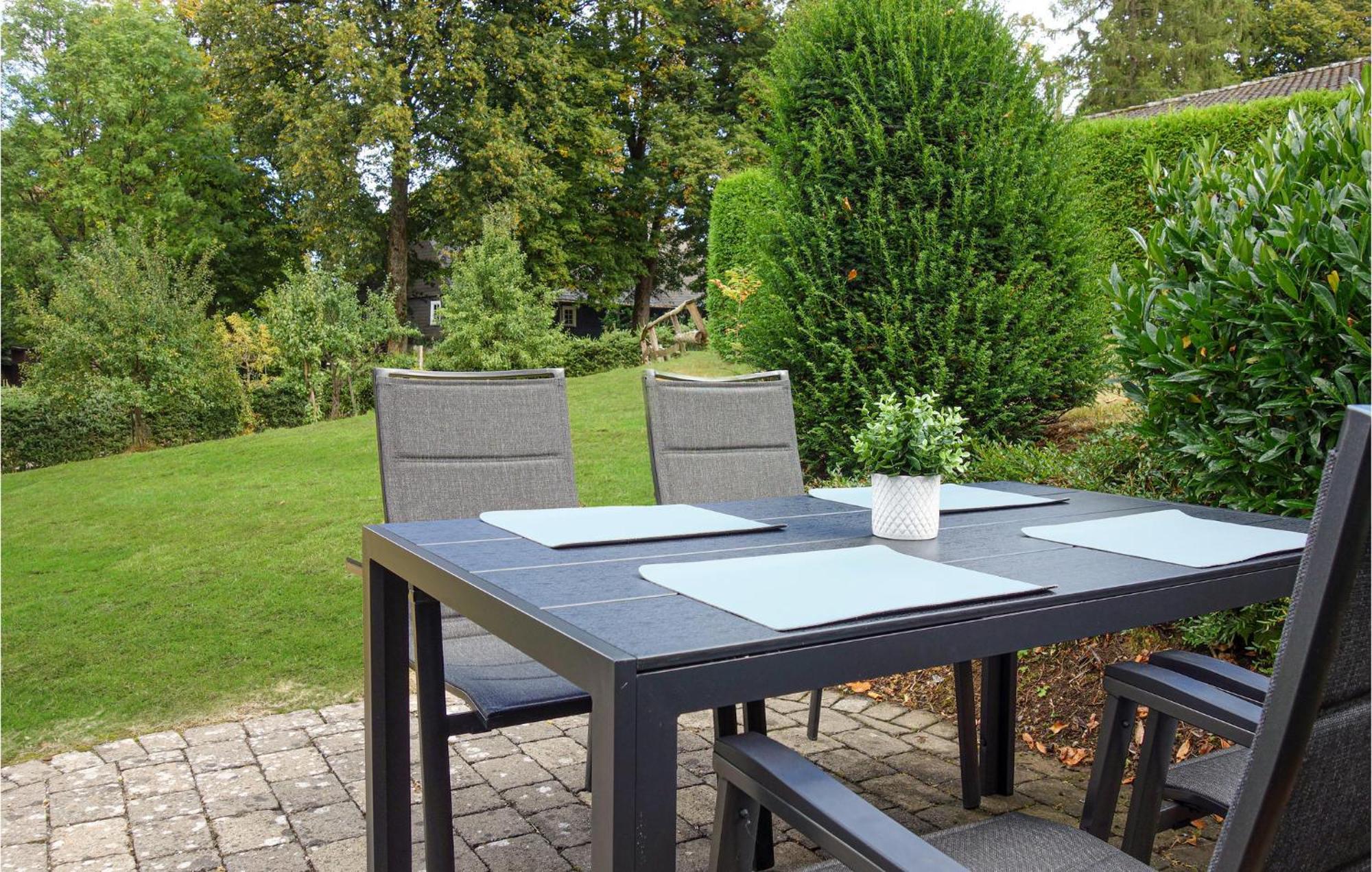 Gorgeous Home In Attendorn With Kitchen מראה חיצוני תמונה