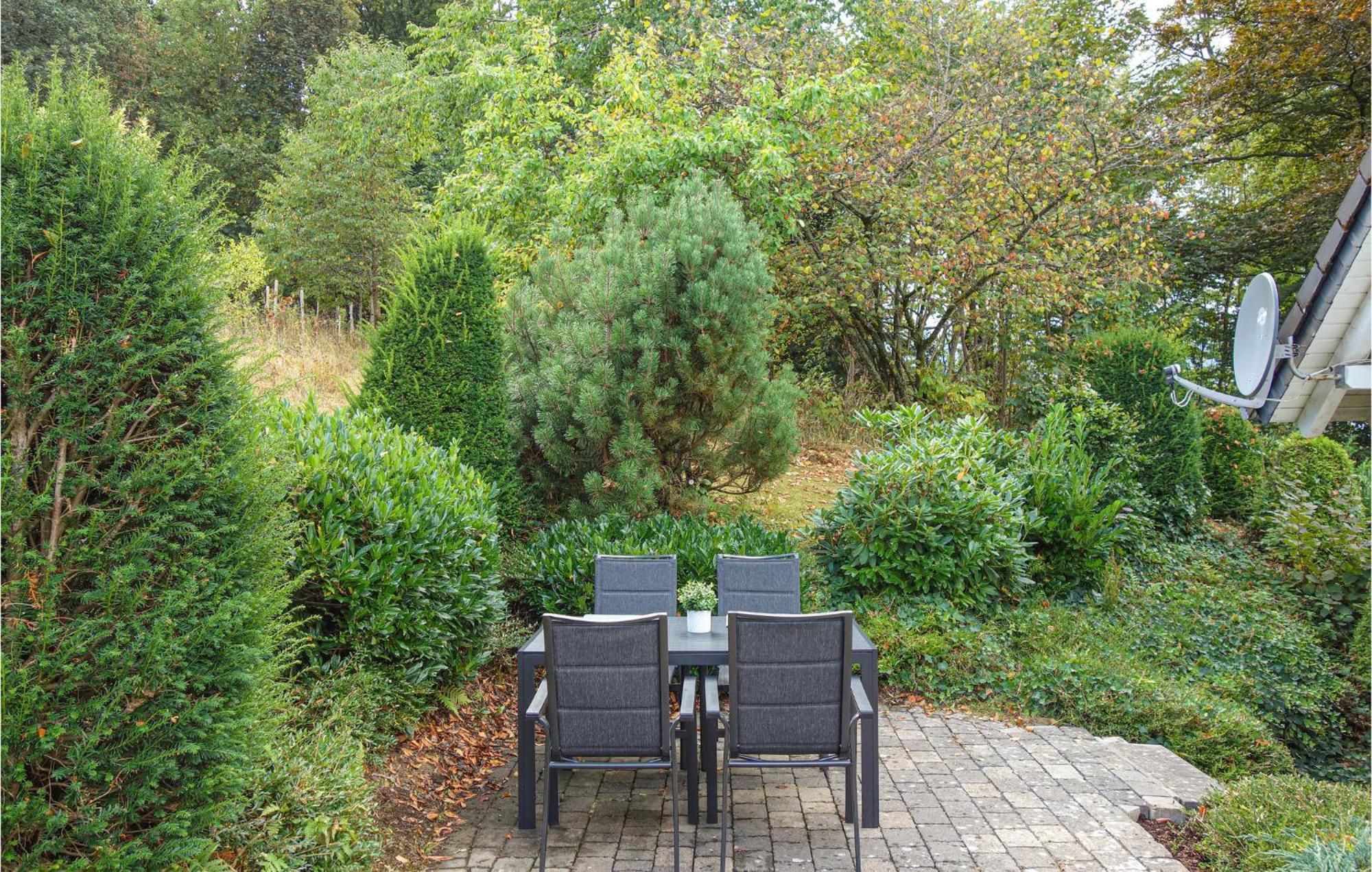 Gorgeous Home In Attendorn With Kitchen מראה חיצוני תמונה